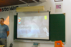 21 učionica